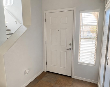 5396 W Molly Lane - Photo Thumbnail 5