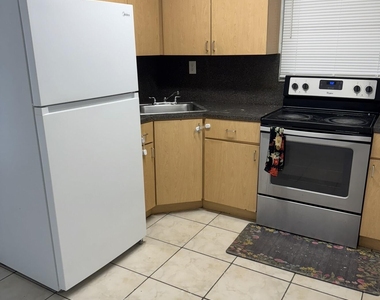 16118 Ne 21st Avenue - Photo Thumbnail 6