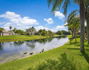 1422 Fairway Circle - Photo Thumbnail 22