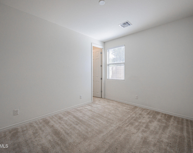 3311 W Donner Drive - Photo Thumbnail 14