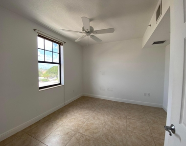 511 Lucerne Avenue - Photo Thumbnail 13