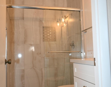 5039 N 81st Street - Photo Thumbnail 14