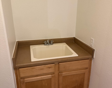 3816 S 74th Drive - Photo Thumbnail 20