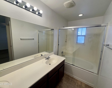 2896 N Claire Drive - Photo Thumbnail 9