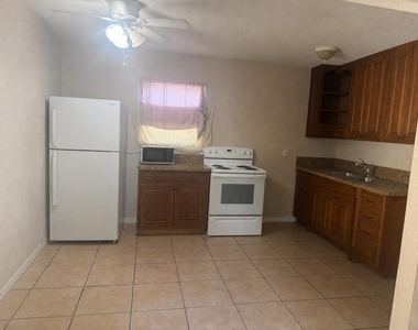 1807 Douglas Street S - Photo Thumbnail 1
