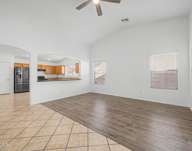 9631 W Kirby Avenue - Photo Thumbnail 10