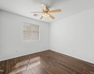 9631 W Kirby Avenue - Photo Thumbnail 29