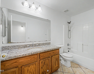 9631 W Kirby Avenue - Photo Thumbnail 26