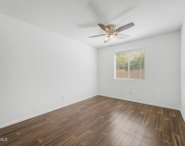 9631 W Kirby Avenue - Photo Thumbnail 23