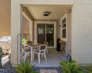 674 W Flintlock Way - Photo Thumbnail 42
