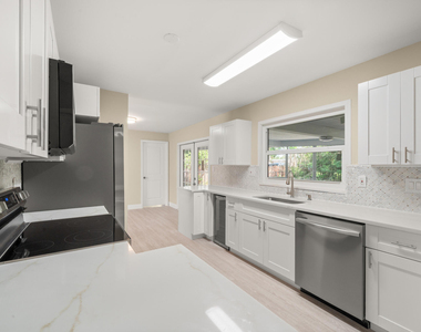 4119 Tangier Street - Photo Thumbnail 14