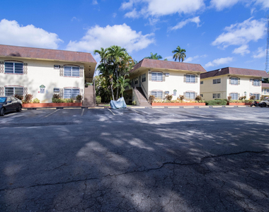 1501 Himmarshee Street - Photo Thumbnail 11