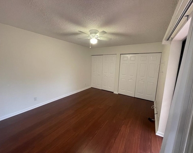 8243 Thames Boulevard - Photo Thumbnail 15