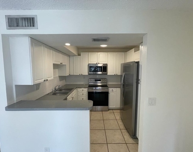 8243 Thames Boulevard - Photo Thumbnail 5