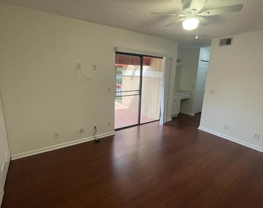 8243 Thames Boulevard - Photo Thumbnail 13