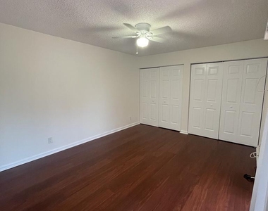 8243 Thames Boulevard - Photo Thumbnail 22