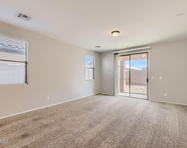 2610 W Gaby Road - Photo Thumbnail 2
