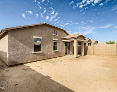 2610 W Gaby Road - Photo Thumbnail 8