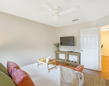 1311 Nw 2nd Circle - Photo Thumbnail 35