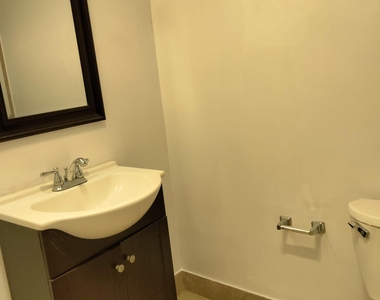 600 S Luna Court - Photo Thumbnail 4