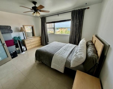 300 Oregon Street - Photo Thumbnail 13