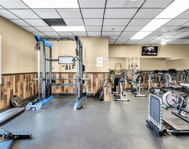 2710 E Marina Drive - Photo Thumbnail 22