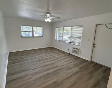 749 Se 15th Street - Photo Thumbnail 11
