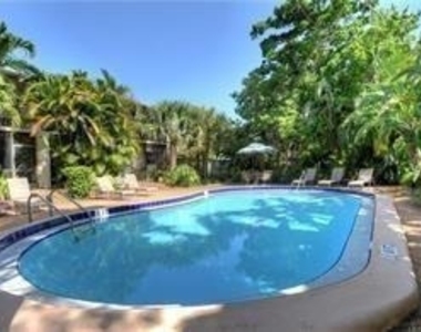 1231 Se 1st Street - Photo Thumbnail 12