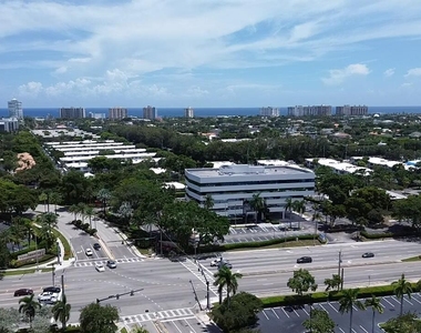 2401 Ne 65th Street - Photo Thumbnail 6
