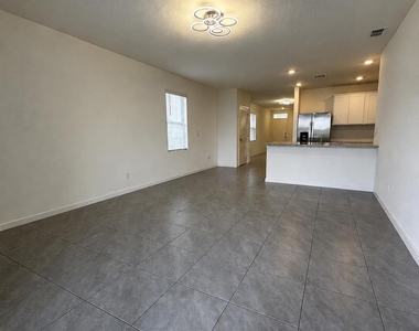 12251 Sw Nettuno Way - Photo Thumbnail 4