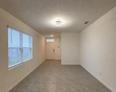 12251 Sw Nettuno Way - Photo Thumbnail 2