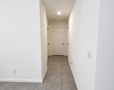 12251 Sw Nettuno Way - Photo Thumbnail 11