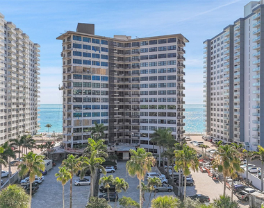 3800 Galt Ocean Drive - Photo Thumbnail 18