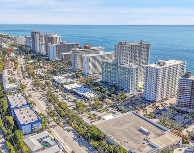3800 Galt Ocean Drive - Photo Thumbnail 7