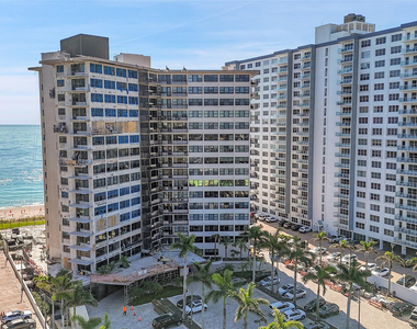 3800 Galt Ocean Drive - Photo Thumbnail 13