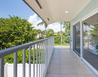 902 Palm Avenue - Photo Thumbnail 28