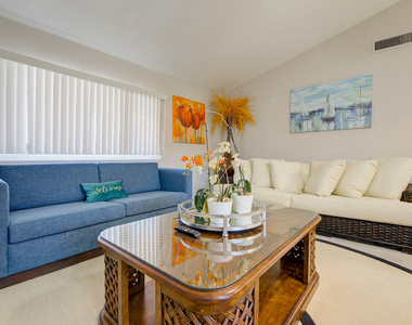 902 Palm Avenue - Photo Thumbnail 11