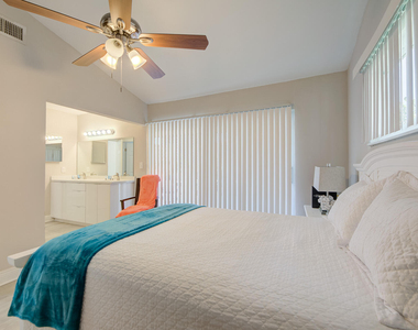 902 Palm Avenue - Photo Thumbnail 20