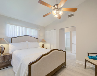 902 Palm Avenue - Photo Thumbnail 26