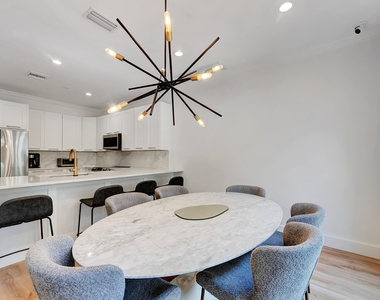 5600 Nw 40th Avenue - Photo Thumbnail 2