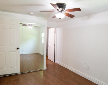 4731 Ne 2nd - Photo Thumbnail 10