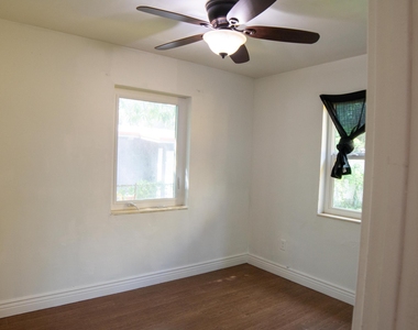4731 Ne 2nd - Photo Thumbnail 15