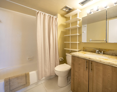 4501 Ne 21st Avenue Ne - Photo Thumbnail 7