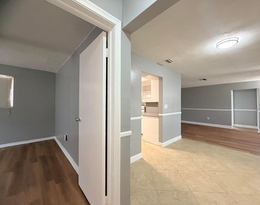 8381 Nw 28th Place - Photo Thumbnail 36