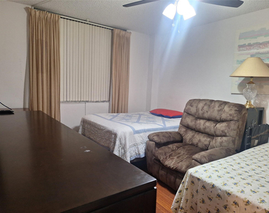 2601 Nw 48th Terrace - Photo Thumbnail 1