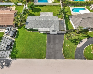 2056 Park Place - Photo Thumbnail 1