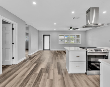 2056 Park Place - Photo Thumbnail 33
