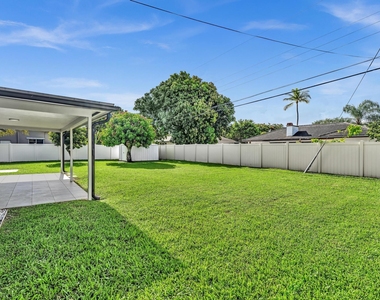 2056 Park Place - Photo Thumbnail 26