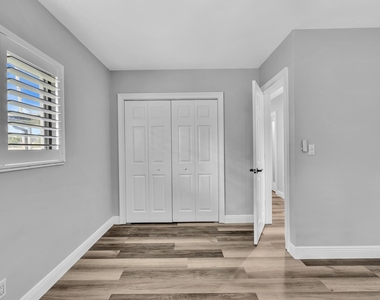 2056 Park Place - Photo Thumbnail 53