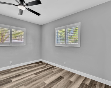 2056 Park Place - Photo Thumbnail 51